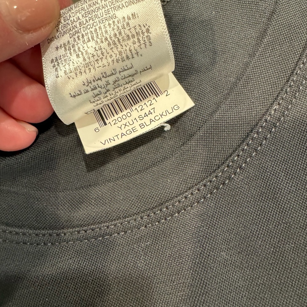 Bcbg MaxAzria dress with cool hem! See pic for measurements! 🖤💙🖤 - Picture 8 of 8